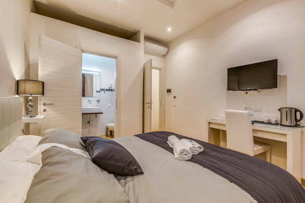 Prati Luxury Suites ローマ 部屋 写真